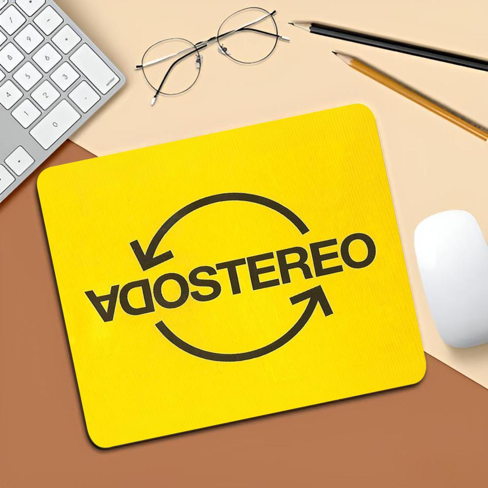 Gustavo Cerati Soda Stereo Mau – Laptop Accessories Bundle Bewertung und Preis